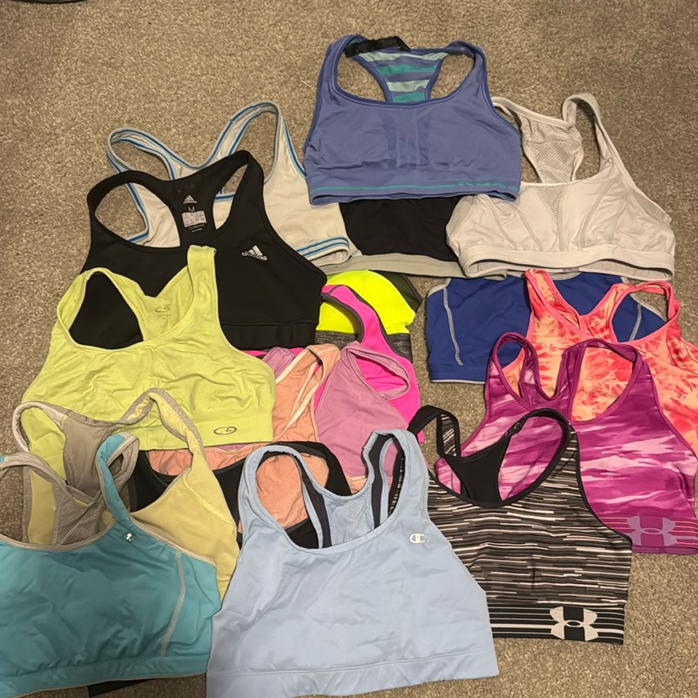 18- gently used Sports bras size medium.